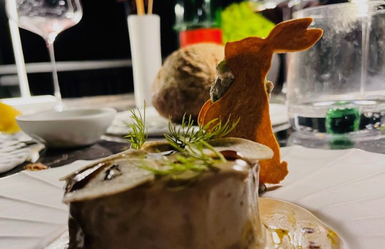 Coniglio Grigio di Carmagnola, salsa all’Arneis e tartufo