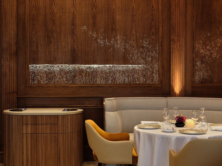 Una delle sale del Taillevent, nello specifico la Salle Lamennais (foto Julie Limont)
