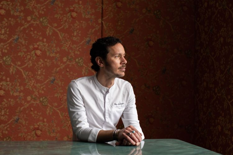 Lo chef Marco Ambrosino, classe 1984 dell'isola di Procida
