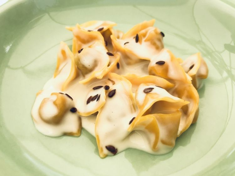 I Tortellini ripieni di gallina con formaggio Bagòss e semi di lino di Riccardo Camanini