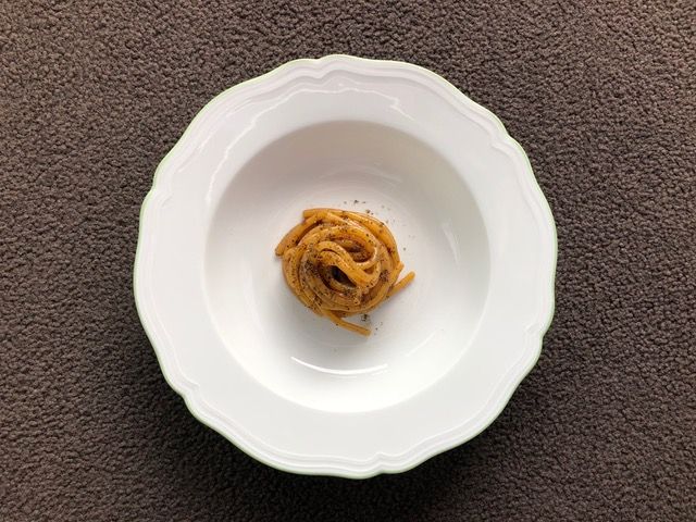 Spaghettone in brodo di funghi secchi: la ricetta 