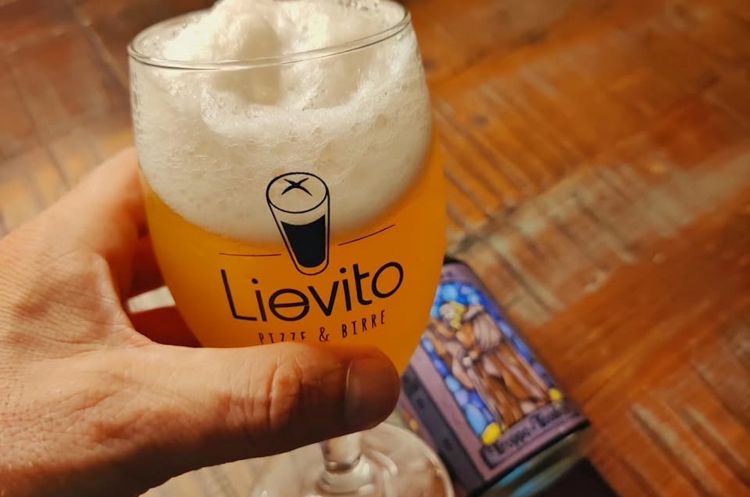 Da Lievito le migliori pizze vanno a braccetto con le migliori birre artigianali (alcune a marchio Lievito): in entrambi i casi non c'è mai nulla di industriale