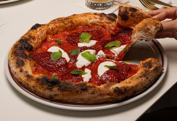 Una pizza di Lombardi&nbsp;a&nbsp;(Maddaloni)&nbsp;Caserta
