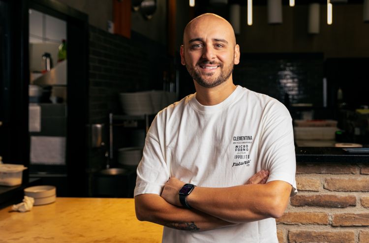 Luca Pezzetta, classe 1989, è nato a Marino, nel 