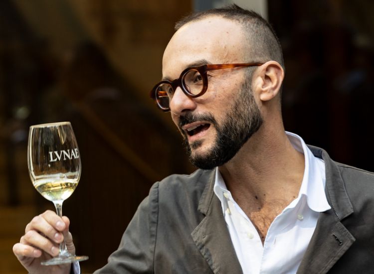 Diego Bosoni durante la degustazione
