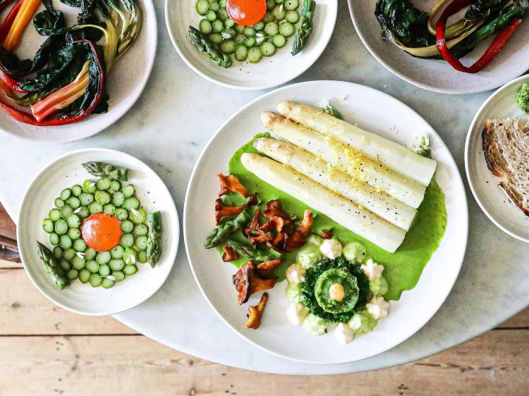 Alcuni piatti vegani. Foto di Geraud Pfeiffer, Pex