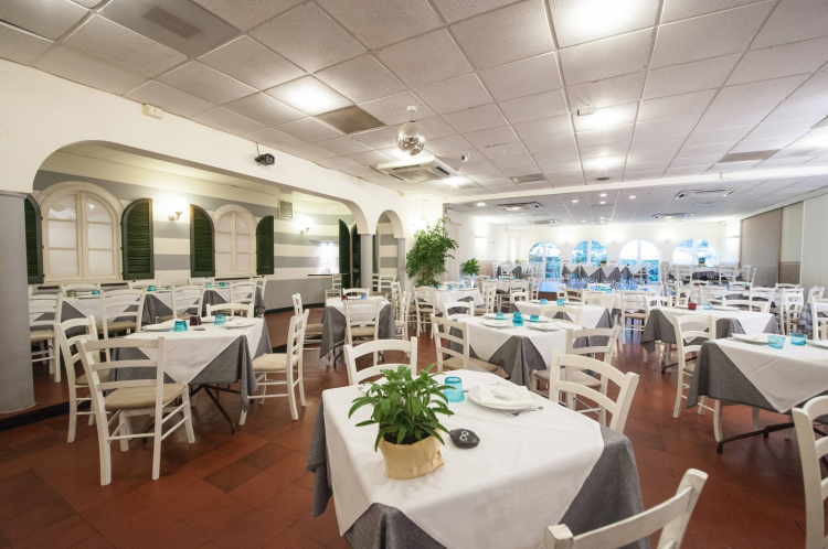 La sala della foccacceria de La Manuelina