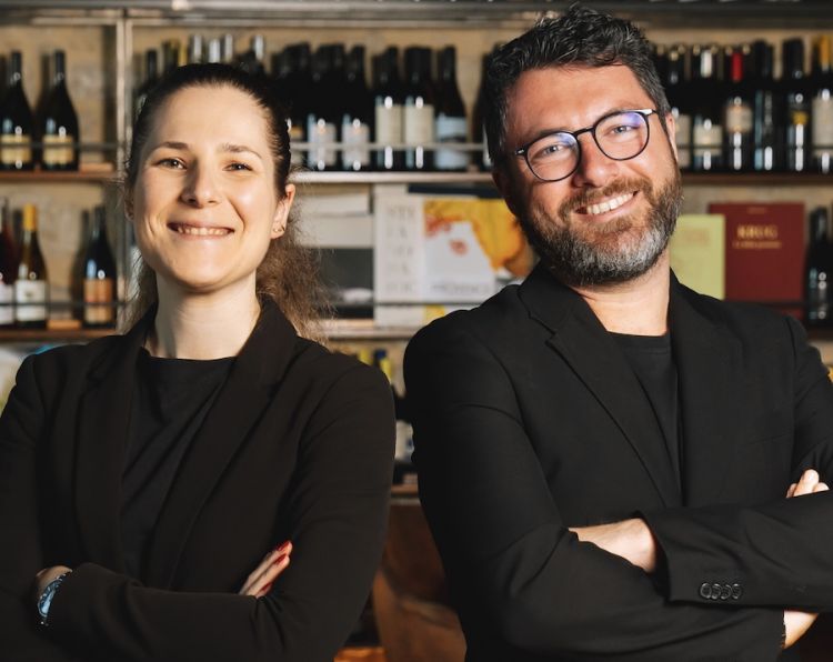 Mara Severin e Ottavio Bindila, tra sala e cantina di Essenza