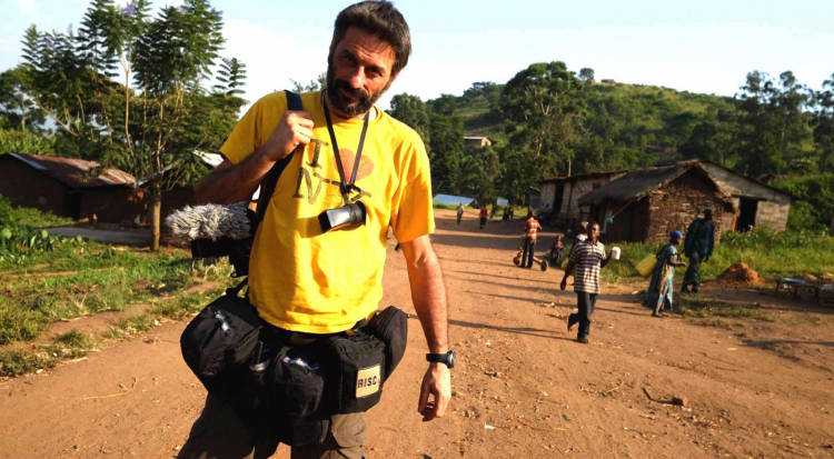 Marcello Pastonesi, autore del pezzo. Nel 2012 ha vinto il premio Ilaria Alpi per la regia del reportage "Libia: i ragazzi e la rivoluzione"
