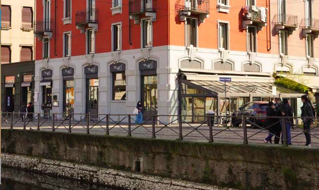 Le vetrine del neonato Maré Milano, Ripa di Port