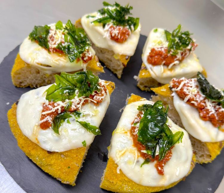 La Margherita crunch di Francesco Pellegrino, pizz