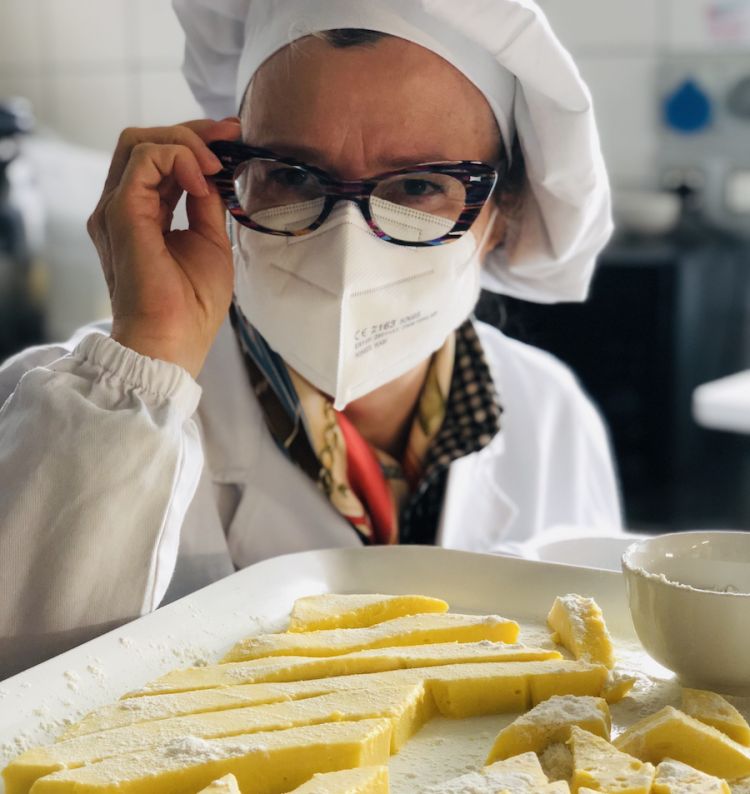 Marinella Migliori, gran signora delle olive e dei cremini ascolani