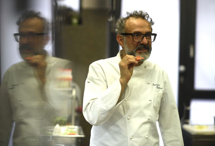 Massimo Bottura, tre stelle alla guida dell'Osteria Francescana a Modena
