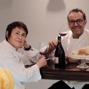 Marta Pulini e Massimo Bottura insieme alla Franceschetta58 (+39.059.23577), luogo che unisce la semplicità alla ricerca delle migliori materie prime, con uno staff tutto al femminile