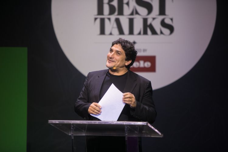 Mauro Colagreco sul palco del 50BestTalks lunedì 