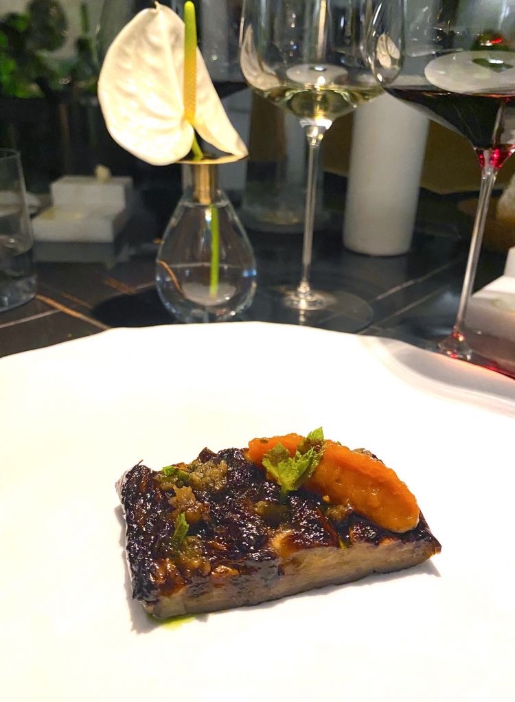 Melanzane violette, aceto balsamico e chutney di pomodoro