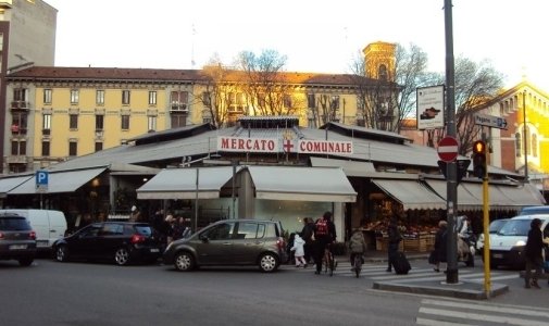 Il mercato di piazza Wagner a Milano, costruito ne