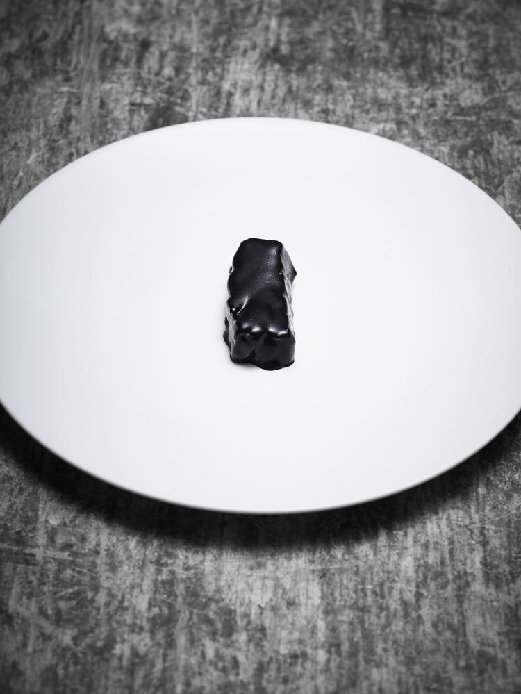Merluzzo, nero: il piatto di Antonio Biafora, chef