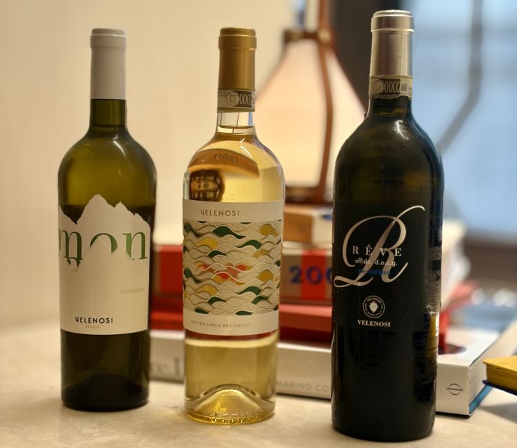 Bottiglie di Velenosi
