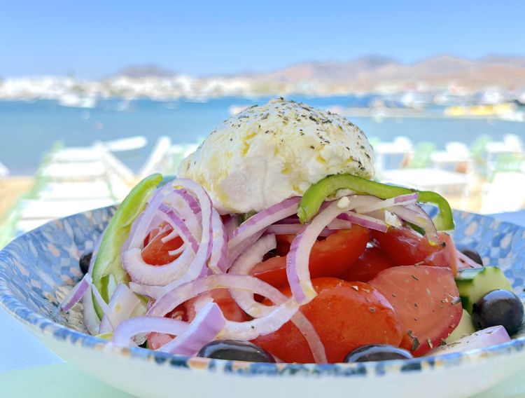 L'insalata greca di Nama Milos