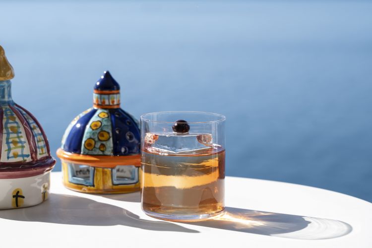 Negroni Nazionale, omaggio al barman Salvatore Calabrese, vede protagonista Amaro Nazionale con le sue note di caffè, Savoia Arancio e gin
