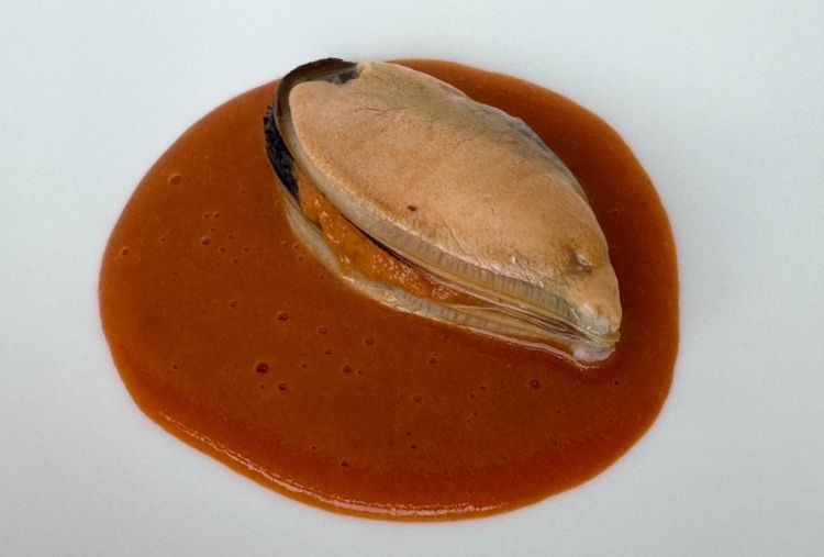 Cozza con salsa piccante
