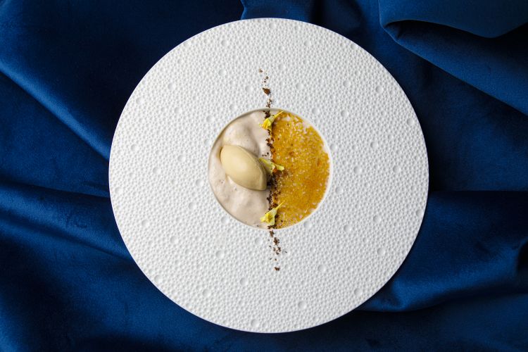 Il dessert Noci, Indivia caramellata e Caffè