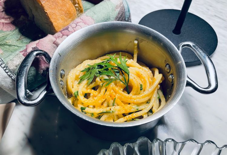 Spaghetti aglio, olio e peperoncino al Noliane restaurant
