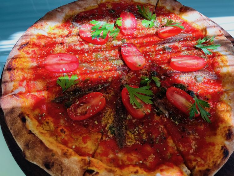 Pizza Marinara at the Noliane café