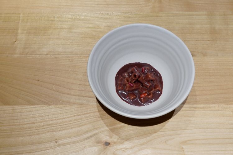 Spelt ditalini Monograno Felicetti in a cream of game, frozen crespino, root of imperatore (Peucedanum ostruthium)