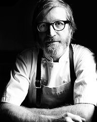 Daniel Burns, chef at Luksus, 1 Michelin star a few days ago will be one of the speakers: the strange case of a Canadian chef who serves Nordic cuisine in Brooklyn