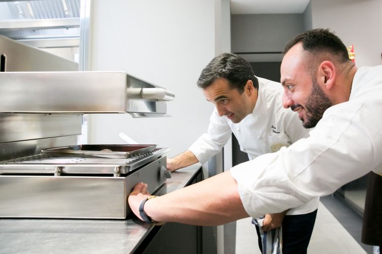 Velasco con Alessandro Rinaldi, chef di Identità Golose Milano
