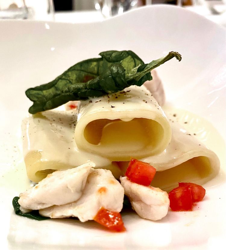 Paccheri cacio, pepe, scorfano e spinaci
