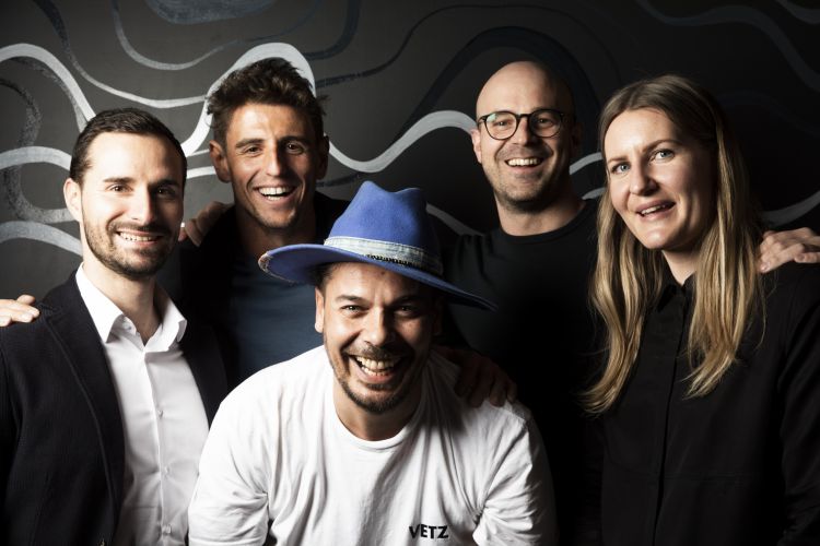 Parte del team Vetz all'evento del 15 marzo: Federico, Massimiliano, Alberto, Linn, Giuseppe Foto: Nick Mascioletti