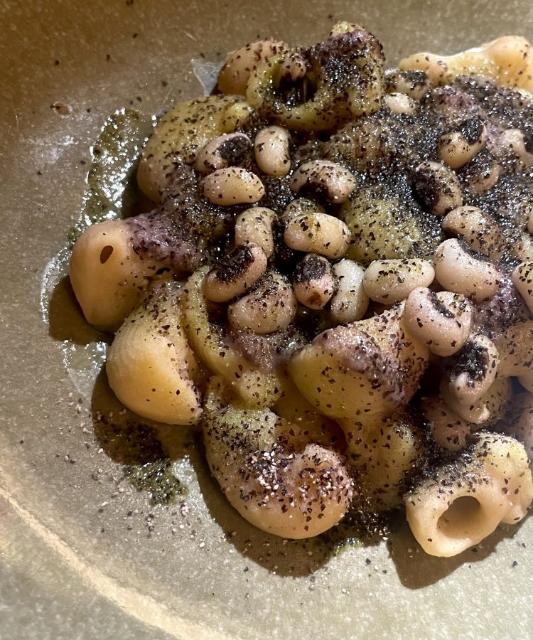 La Pasta e fagioli nella versione di Cerutti, un'anteprima d'autunno