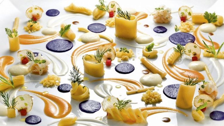 Il piatto che ha fornito l'ispirazione, la mitica Pasta e patate di Nino Di Costanzo