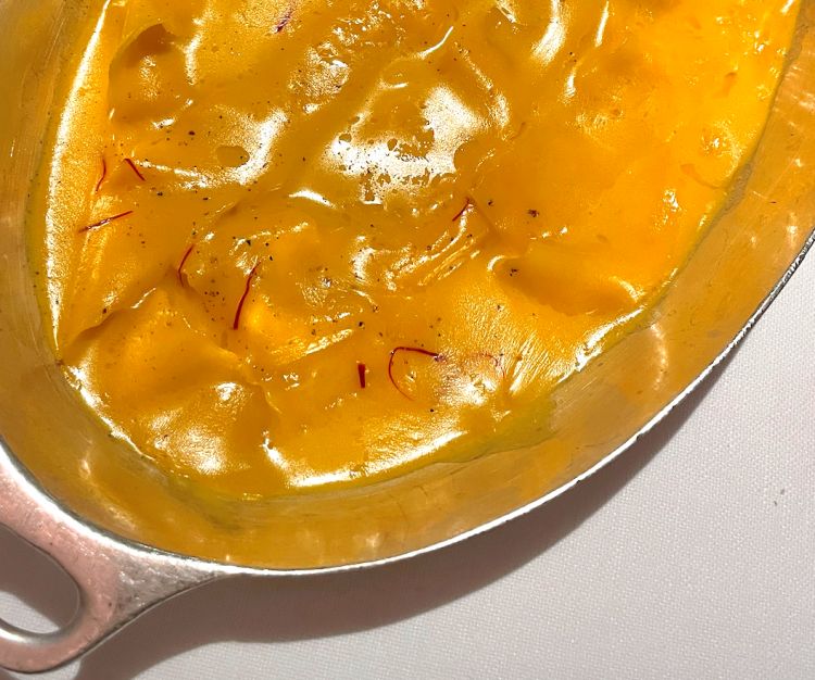 Pappardelle, zafferano e burro affumicato, ormai u