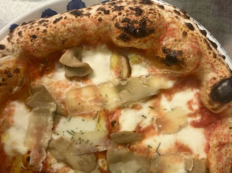 La pizza&nbsp;Peones
