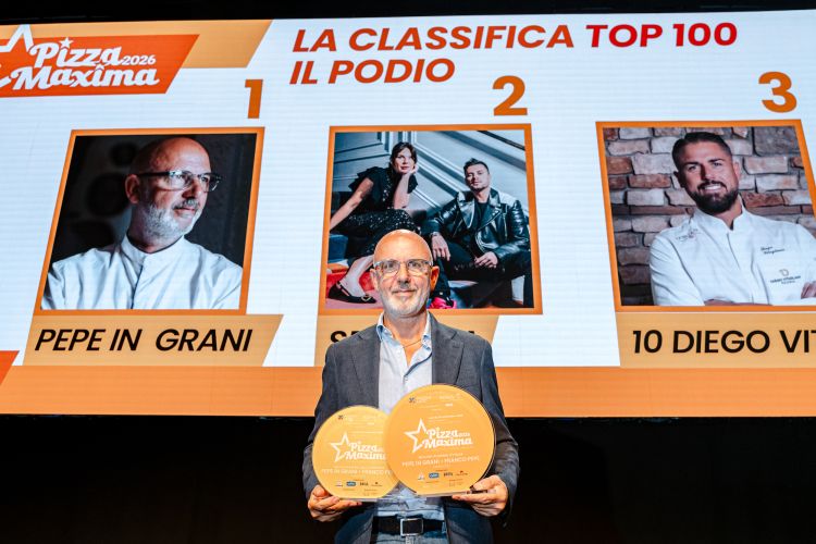 Franco Pepe premiato a Pizza Maxima
