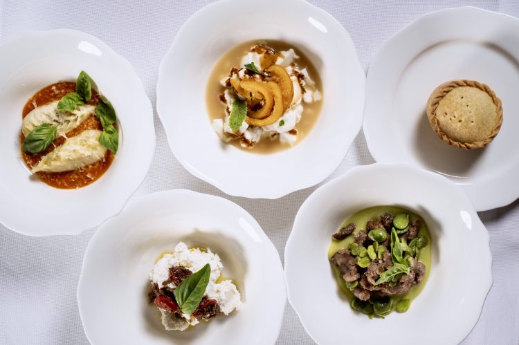 La colazione sarda al Petra Segreta Resort, a San Pantaleo (Olbia)
