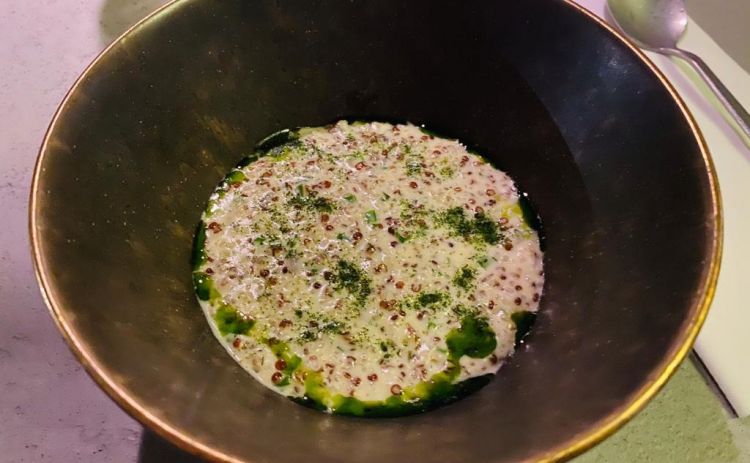 Quinoa risottata, parmigiano, concentrato di fegato di vitello, pompelmo
