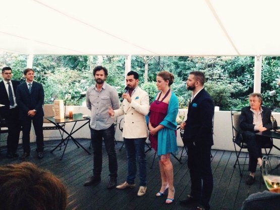 A photo taken during the presentation of Cracco by Four, at Milan’s Magna Pars Suites, left to right: Carlo Cracco, publisher Antioco Piras, the Italian edition’s editor in chief Manuela Xillovich, the other publisher Jakob Siegeris