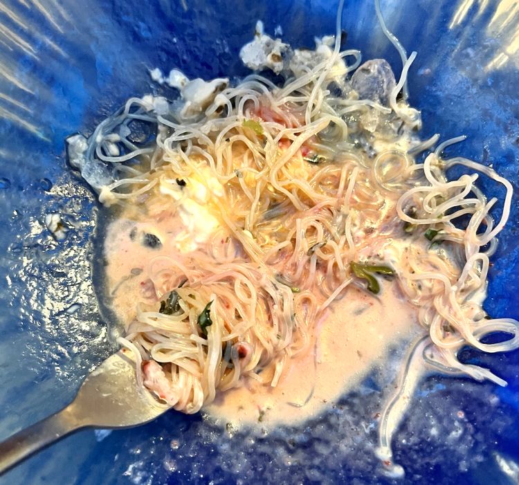 Profumo di capelli di sirena: noodles di riso fre