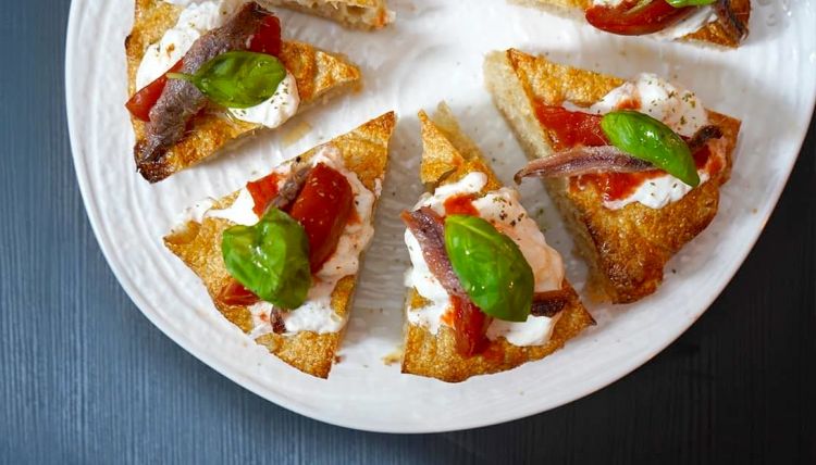 Piennolo (padellino cotto prima a vapore e poi sta