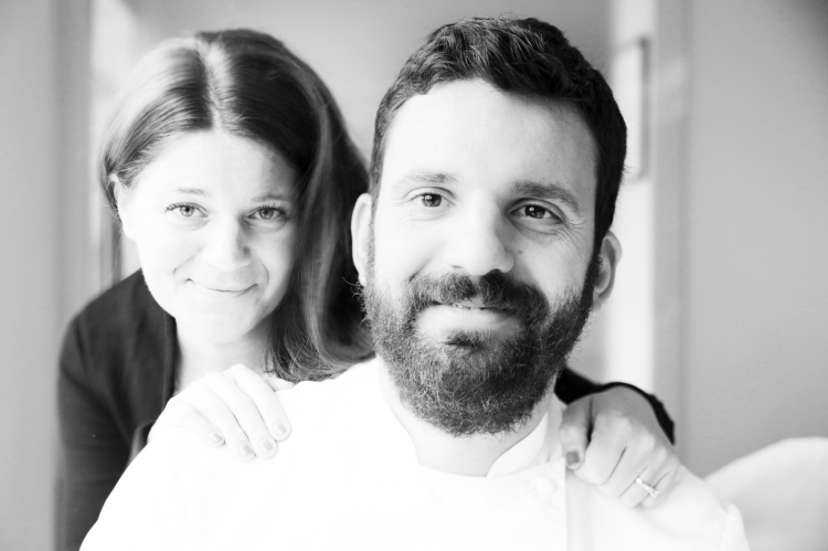 Lo chef Piergiorgio Siviero con la sorella Daniela, che sta in sala