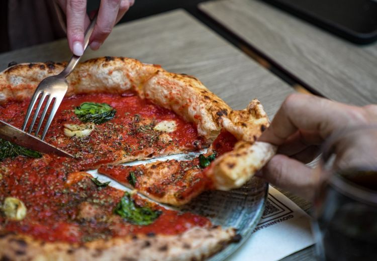 Come nasce la pizza di Santarpia? «Sono un autodidatta. Ho girato per imparare dai miei colleghi»
