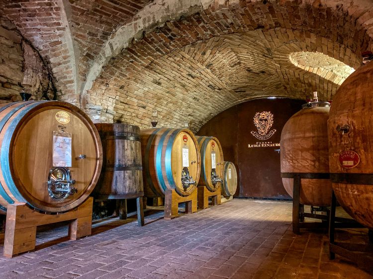 La cantina storica di Poderi Luigi Einuadi: dopo 1