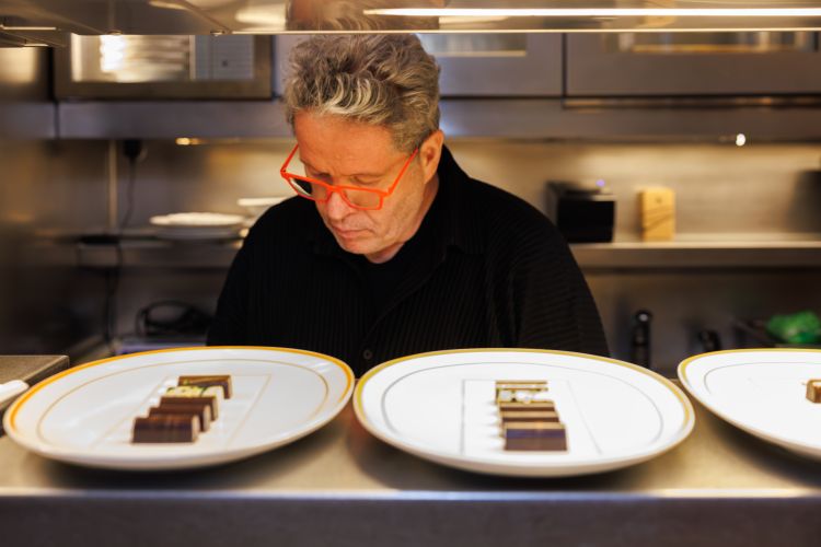 Il maestro Ernst Knam
