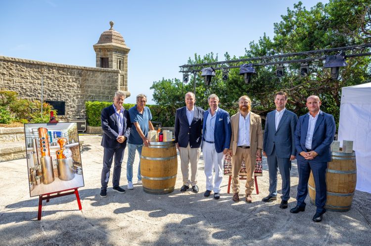 La presentazione del ruhm Mesccia nel cuore del Pr