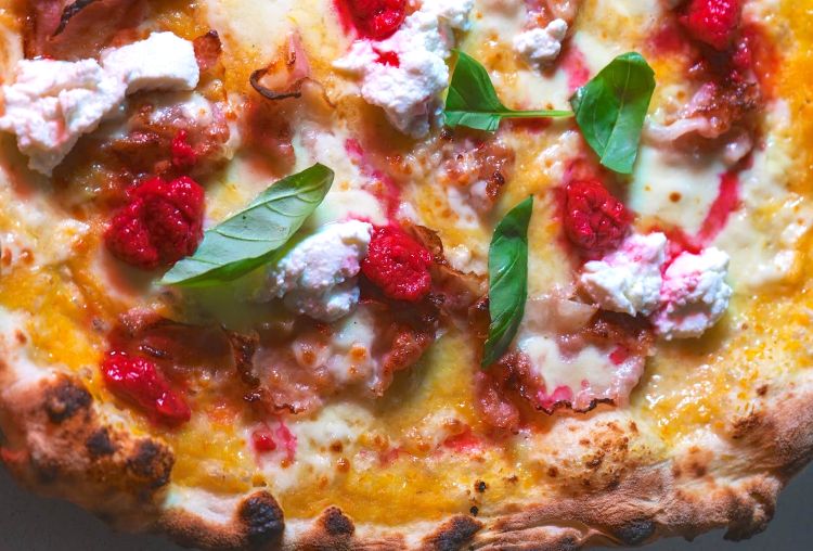 Una delle tante pizze creative - e buonissime - pr